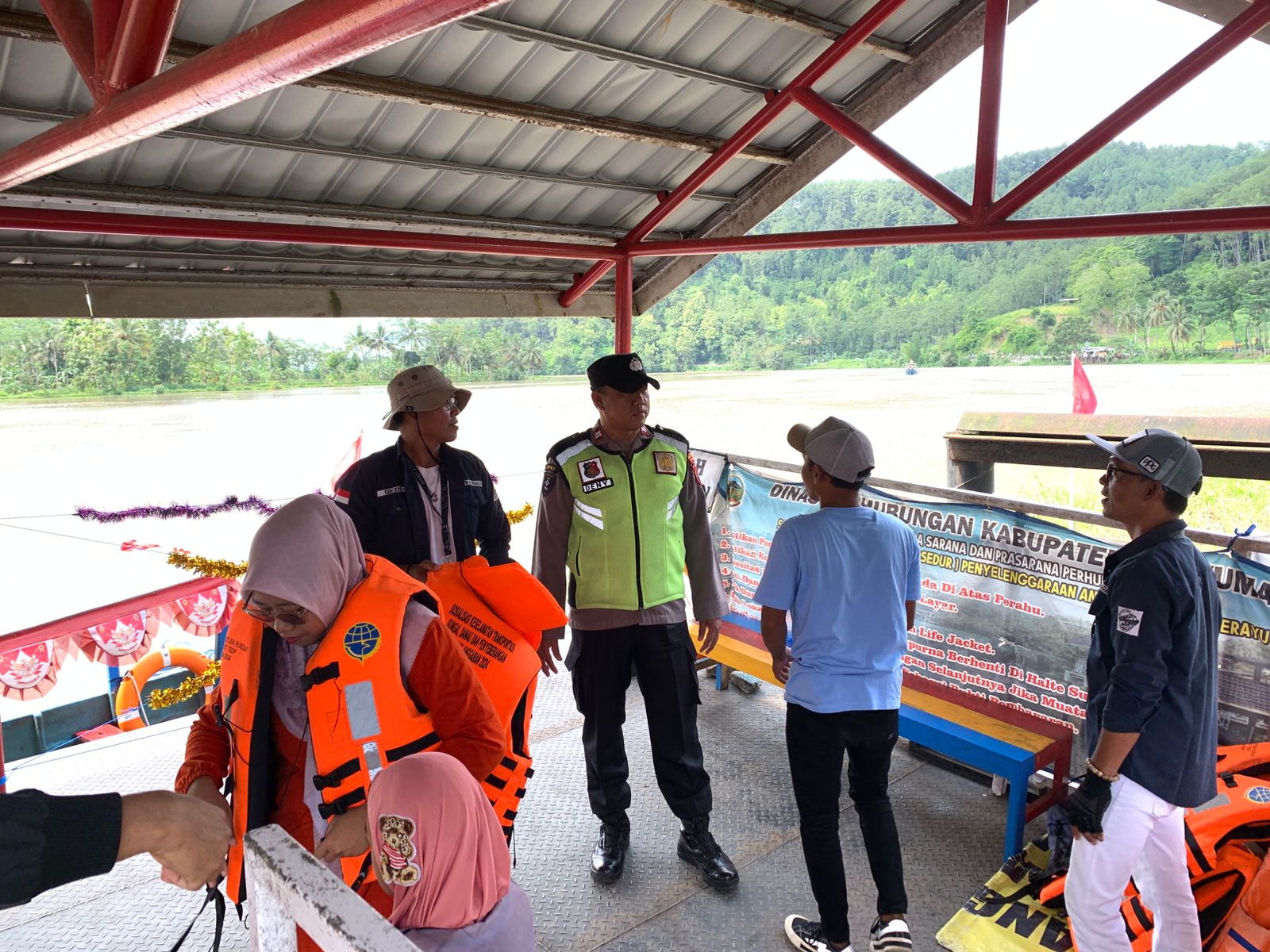 Akhir Libur Sekolah, Polresta Banyumas Amankan Wisata Air Rawalo